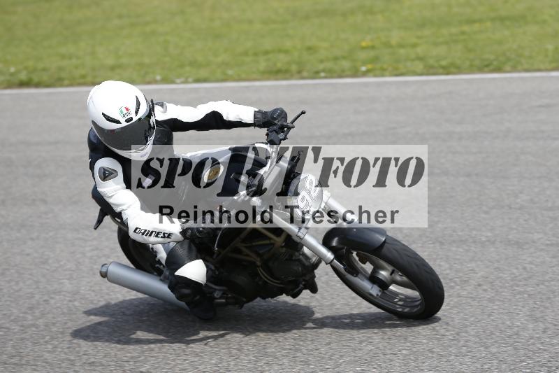 /Archiv-2024/29 12.06.2024 MOTO.CH Track Day ADR/Gruppe blau/92